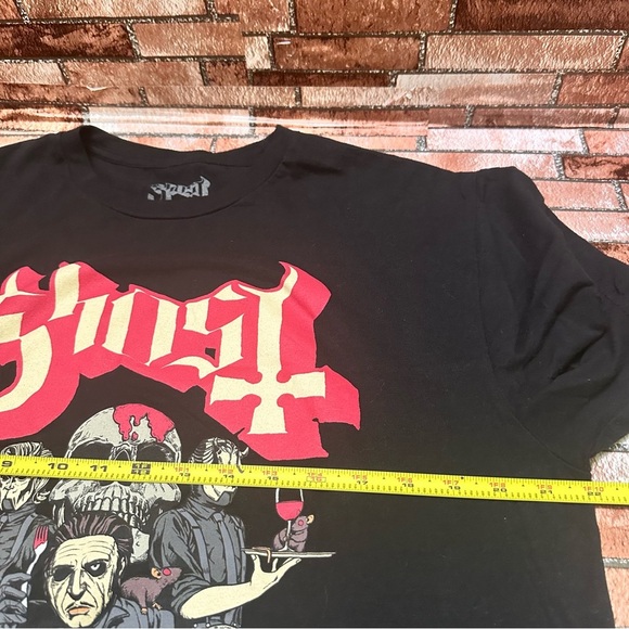 Svensk Drama Black Graphic T-Shirt with Red and White Design size L - Picture 7 of 9